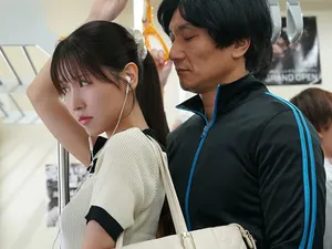 Em đừng nói gì nhé tý cô cho bắn tinh vào lồn